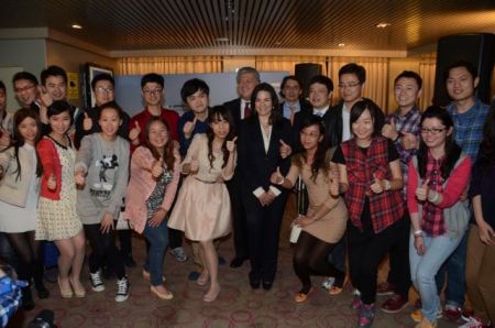 Γαμήλιο ταξίδι από τη Σαγκάη στα Χανιά