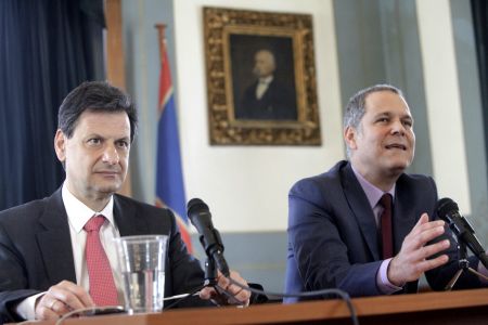 Με τις «Γέφυρες» κατεβαίνουν στις ευρωεκλογές Τζήμερος-Σκυλακάκης