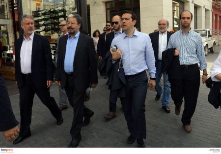 ΣΥΡΙΖΑ: προσπαθεί να κρύψει «κάτω απ’ το χαλί» τις θέσεις για μειονοτικό