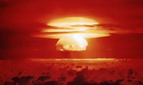 Τα νησιά Μάρσαλ μηνύουν τις πυρηνικές δυνάμεις του πλανήτη