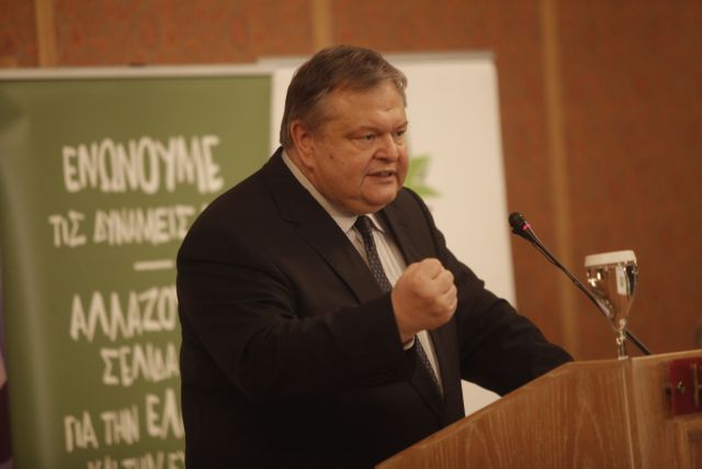 Venizelos lashes out against all in cross-channel interview