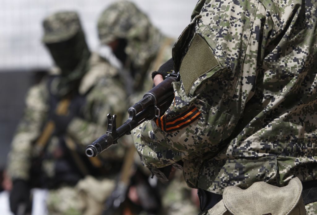 Αποσύρει μέρος στρατευμάτων της από τα ουκρανικά σύνορα η Ρωσία