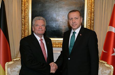 Απροσδόκητη κόντρα μεταξύ γερμανού προέδρου και Ερντογάν