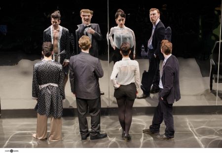 Κερδίστε 4 διπλές προσκλήσεις για την παράσταση «Κολεξιόν»