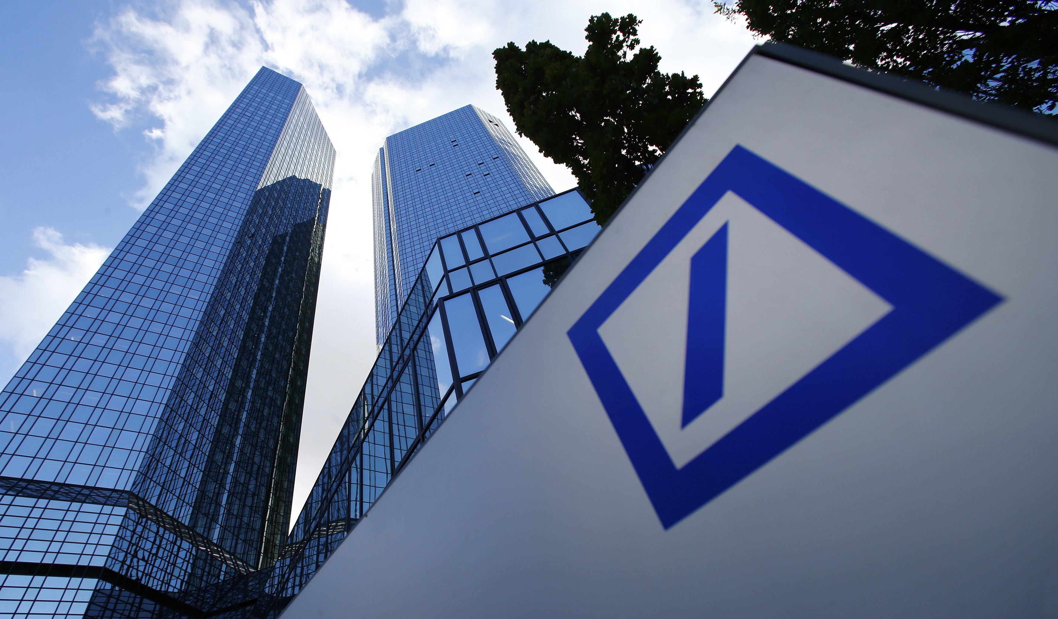 ΗΠΑ: Στο στόχαστρο της Δικαιοσύνης οι SocGen και Deutsche Bank