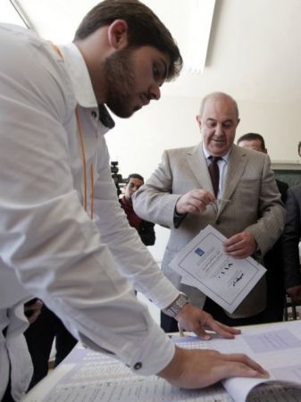 Αγιάντ Αλάουι: «Οι Αμερικανοί μου έκλεψαν την εξουσία»