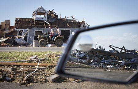 Τους 35 έφτασαν οι νεκροί από τους ανεμοστρόβιλους στις ΗΠΑ