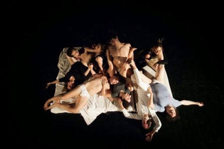 Χωρίς προκαταρκτικά