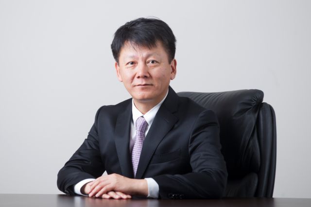 Τσούνγκσουν Λι: Ο Μr Samsung πιστεύει και επενδύει στην Ελλάδα