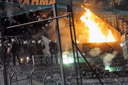 Φωτογραφίες με τους δράστες των επεισοδίων της Λεωφόρου