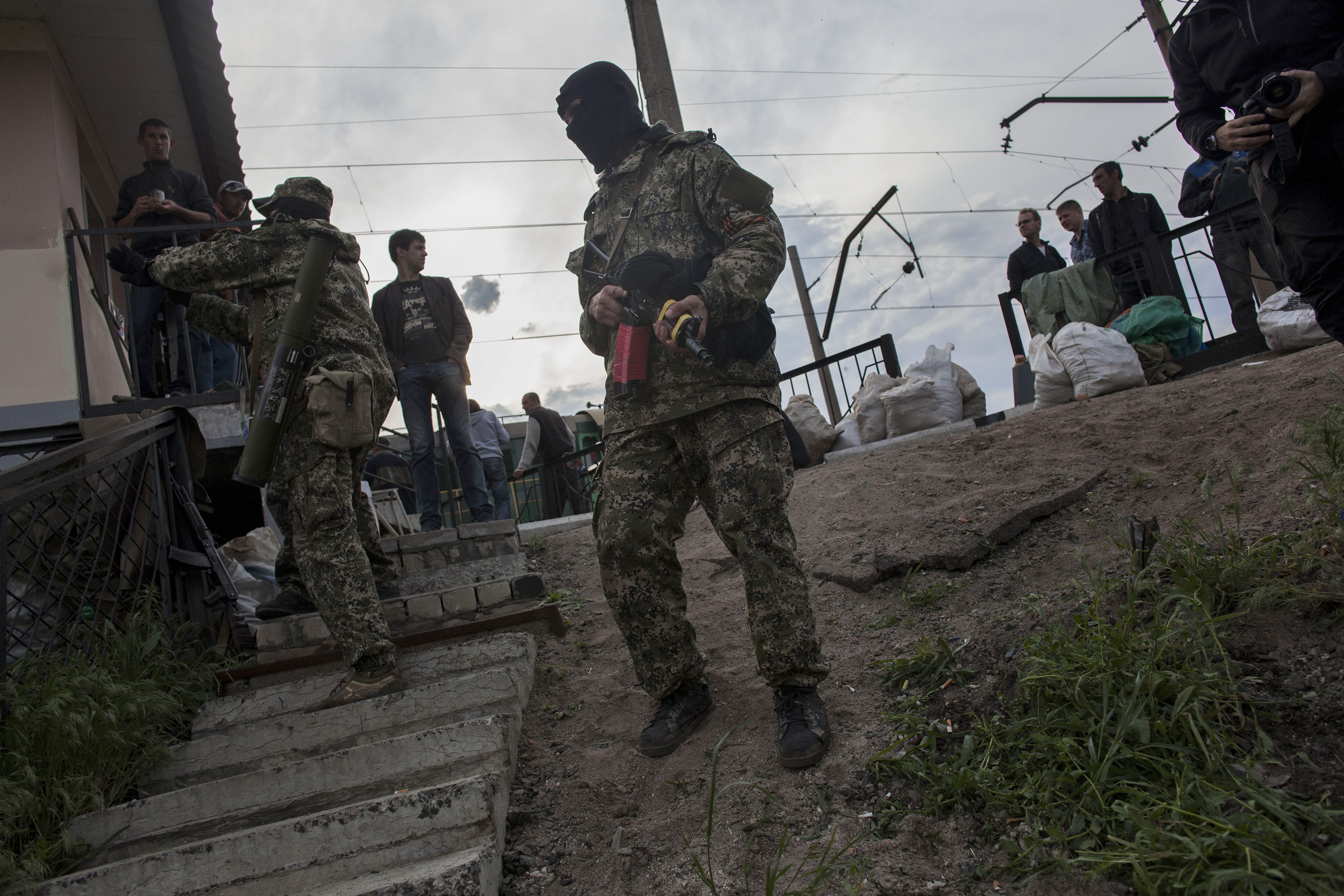 Ουκρανία: Νεκροί στο Σλαβιάνσκ μετά από ανταλλαγή πυρών