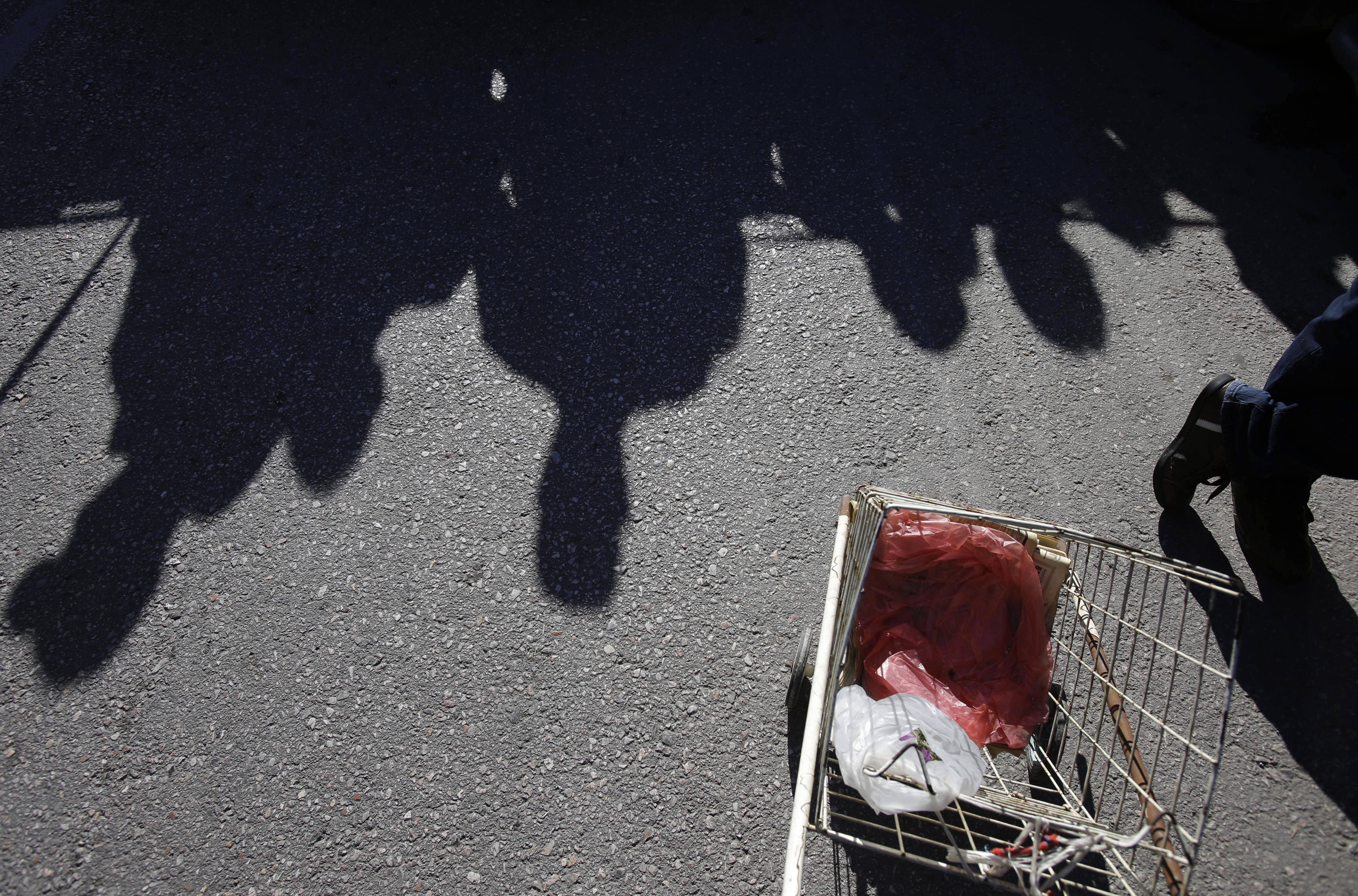 Ευρωβαρόμετρο: Απαισιόδοξο το 56% των Ελλήνων για την οικονομία