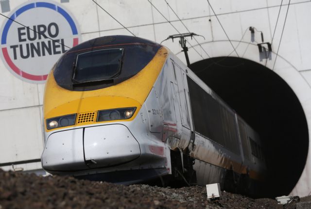 Ο Κάμερον έβαλε πωλητήριο στο Eurostar