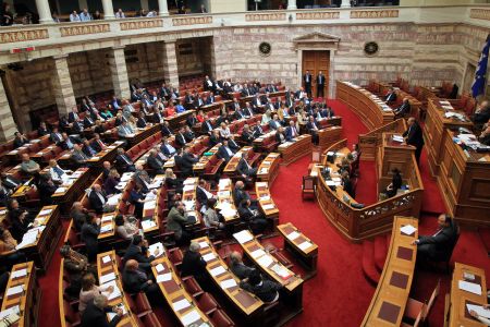 Βουλή: Απόφαση για άρση ασυλίας Μιχαλολιάκου την επόμενη εβδομάδα