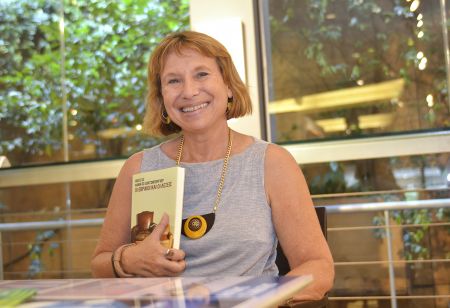 Φάνια Οζ – Ζάλτσμπεργκερ: Οι Εβραίοι ανήκουν στις λέξεις τους