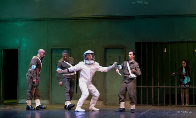 Η ωφέλιμη Οπερα