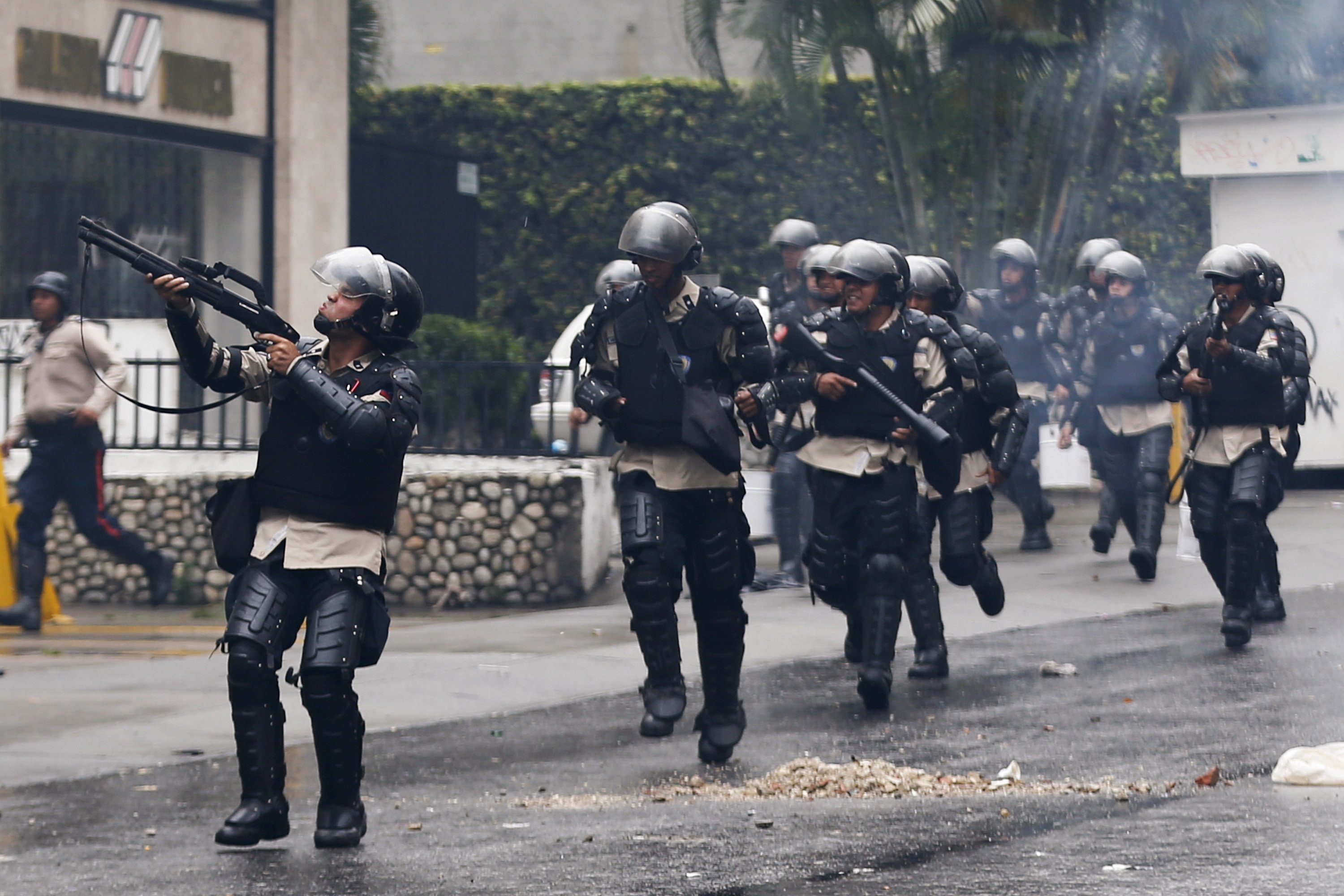 Βενεζουέλα:Επεισόδια με νεκρό σε διάλυση κατασκήνωσης διαδηλωτών