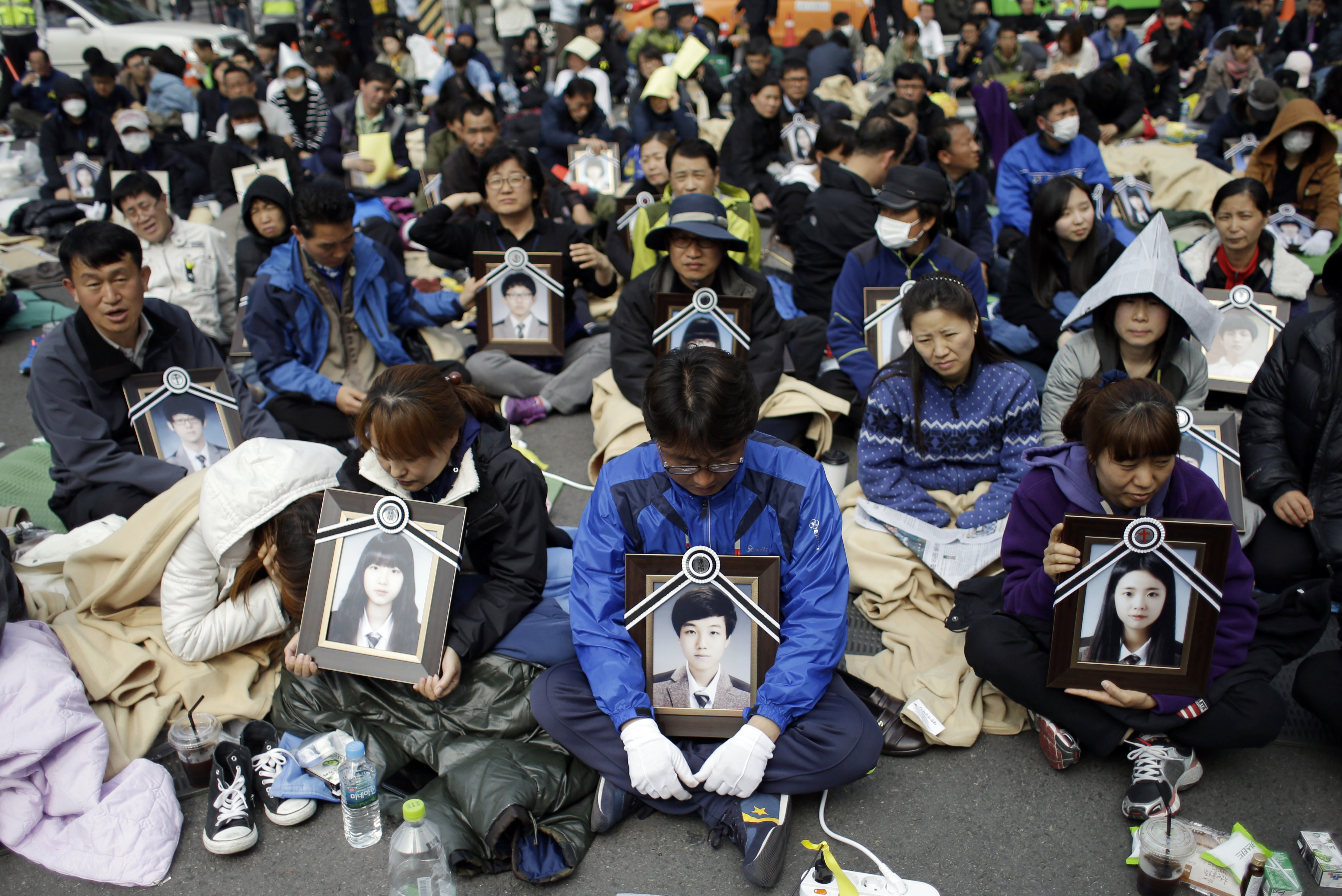 N. Kορέα: Στο Προεδρικό Μέγαρο οι γονείς των μαθητών του ναυαγίου