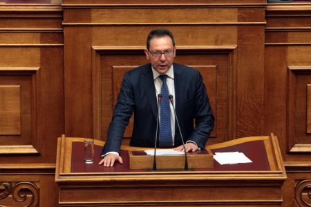 Την Τετάρτη στη Βουλή η έγκριση διορισμού Στουρνάρα στην ΤτΕ