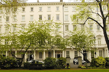 Γιατί οι Ρώσοι ολιγάρχες «αγοράζουν» στο Λονδίνο