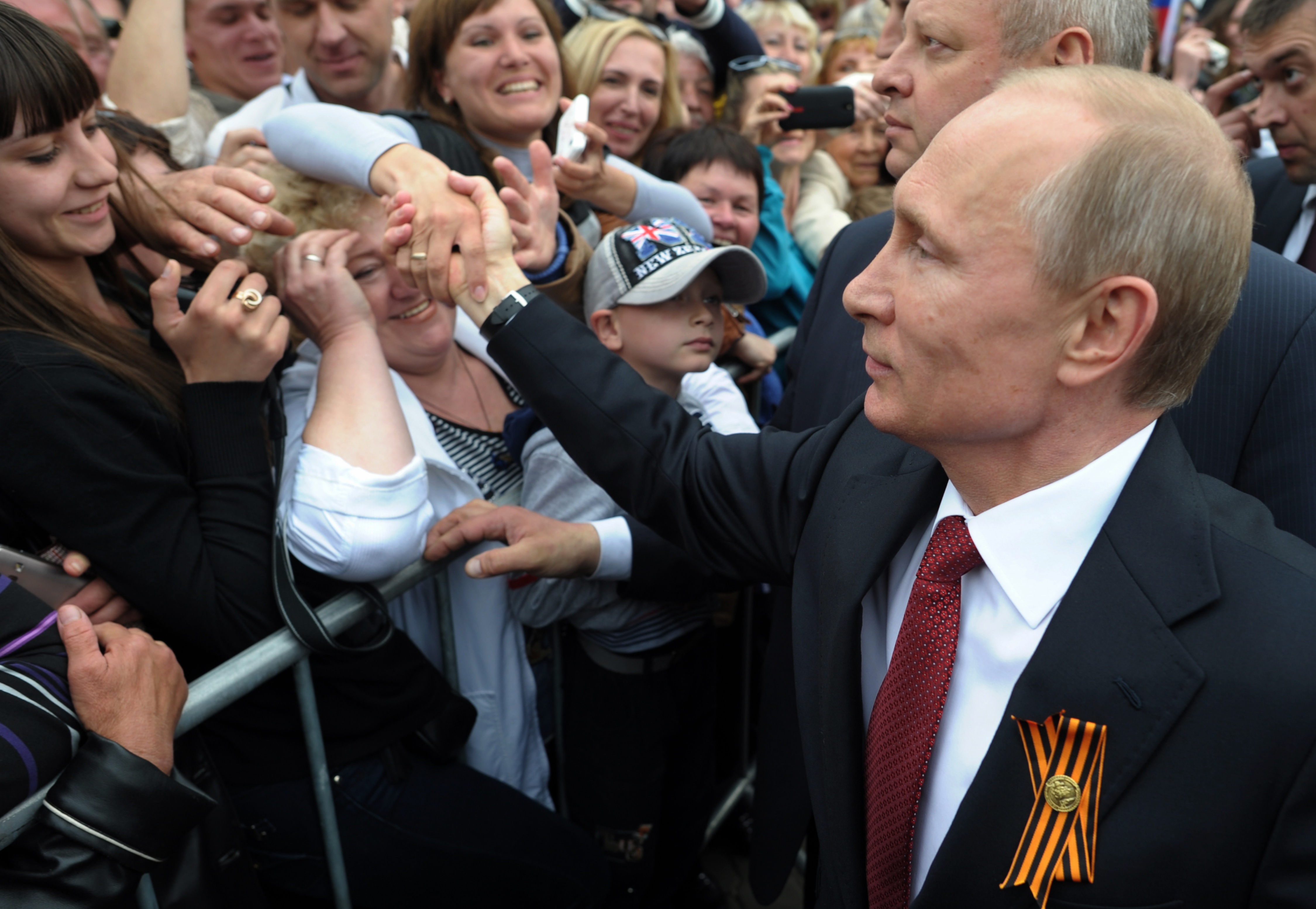 O Πούτιν προωθεί αυστηρότερο έλεγχο του διαδικτύου στη Ρωσία