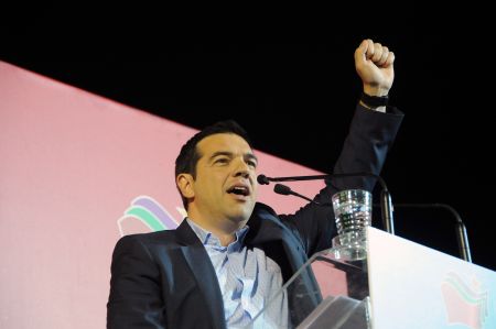 Τσίπρας: Τον Μάιο αυτό ψηφίζουμε για τη ζωή μας