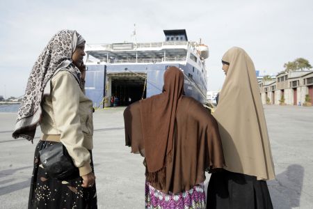 Μέτρα προστασίας των αλλοδαπών ζητά ο Συνήγορος Πολίτη