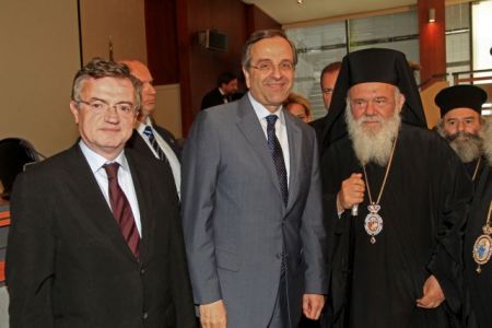 Σαμαράς: «Οι άνθρωποι πάνω από αριθμούς και δείκτες»