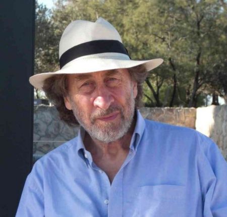 Ο Χάουαρντ Τζέικομπσον στην Αθήνα