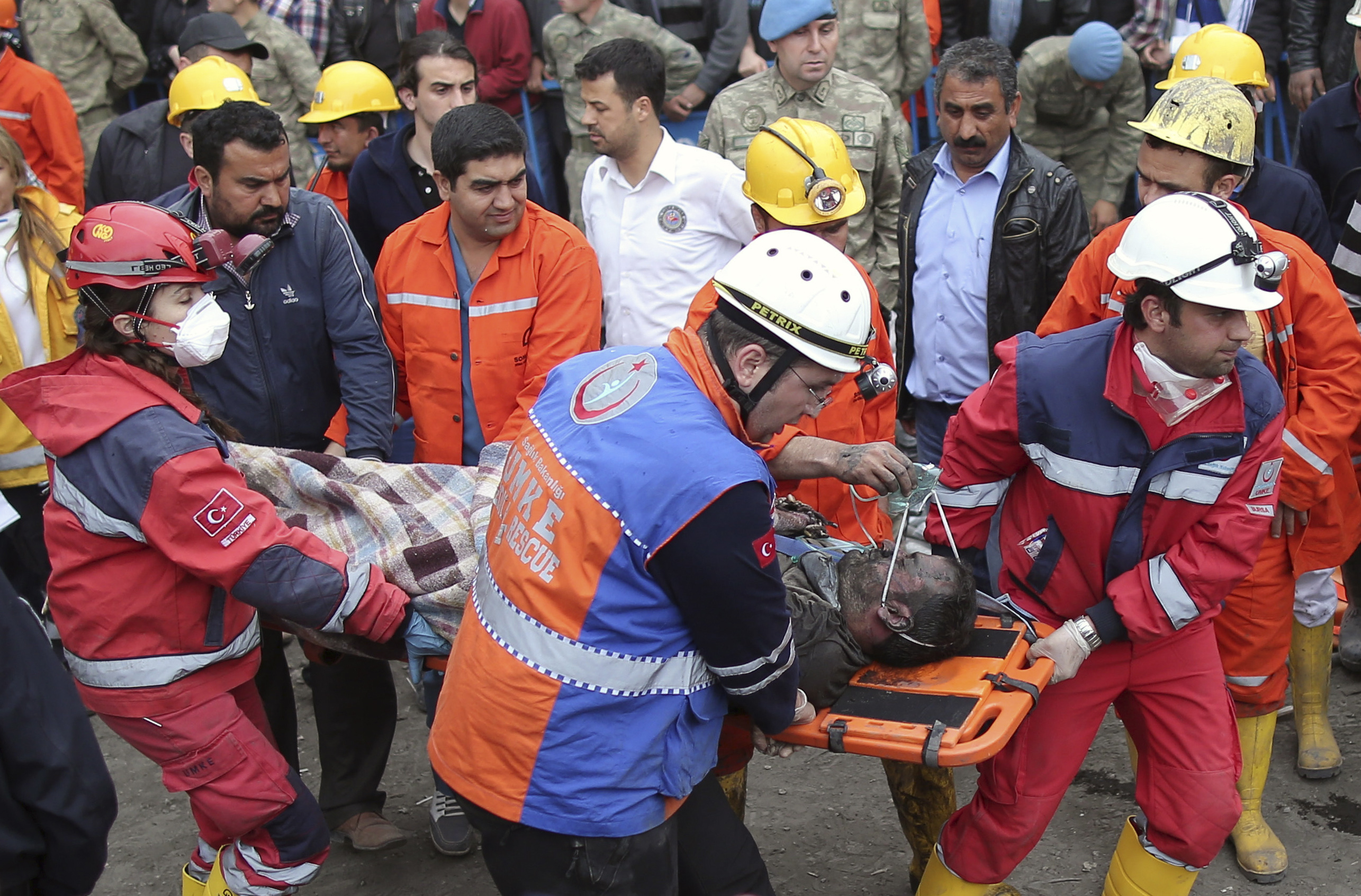 Βενιζέλος: Ετοιμοι να βοηθήσουμε την Τουρκία μετά το δυστύχημα