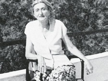 Μέλπω Αξιώτη: Ανάμεσα στη Ρεπυμπλίκ και στη Βαστίλλη