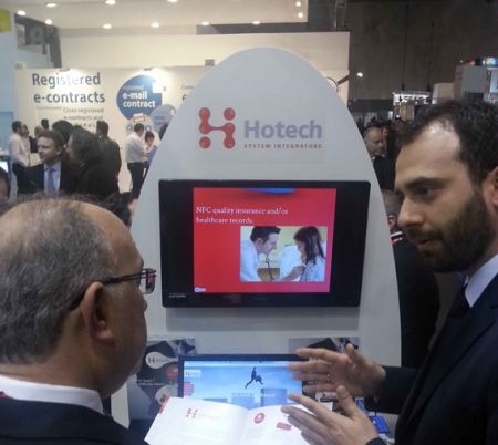 Βαλίτσες για Αμερική ετοιμάζει η εταιρεία πληροφορικής HOTECH