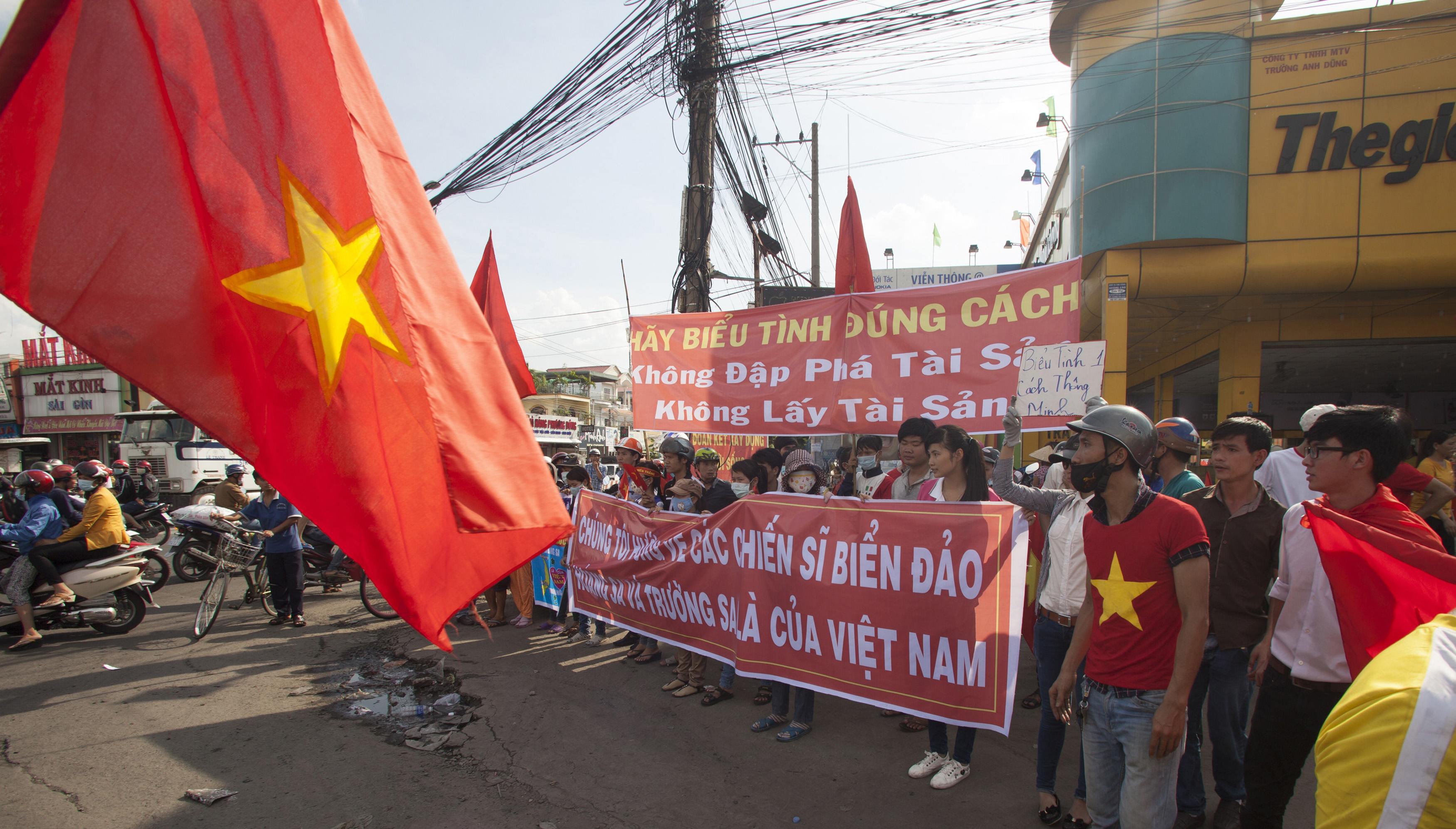 Τουλάχιστον 20 οι νεκροί στις αντικινεζικές διαδηλώσεις του Βιετνάμ
