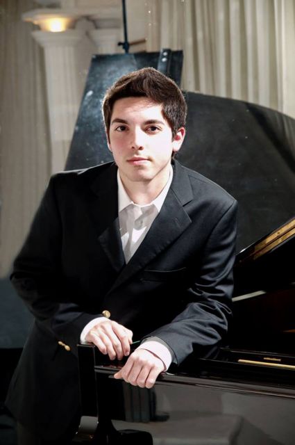 Ρεσιτάλ πιάνου για την Ιμβρο από έναν 17χρονο