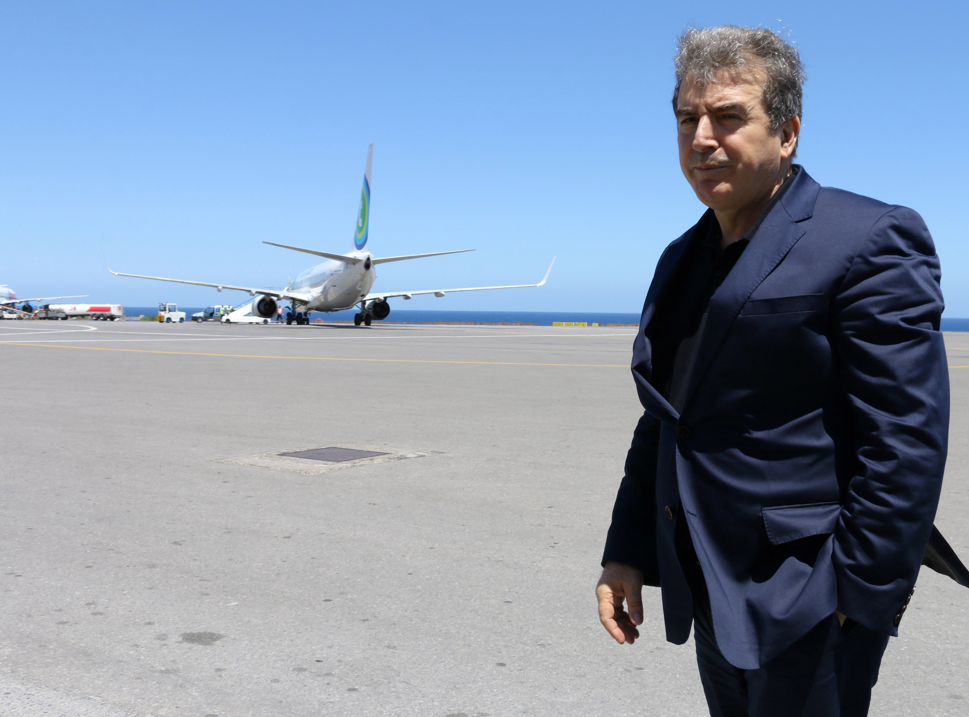 Χρυσοχοΐδης:Λύσεις στα προβλήματα στο αεροδρόμιο Ηρακλείου άμεσα