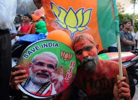 Ναρέντρα Μόντι: Ενας σκληροπυρηνικός στο τιμόνι της Ινδίας