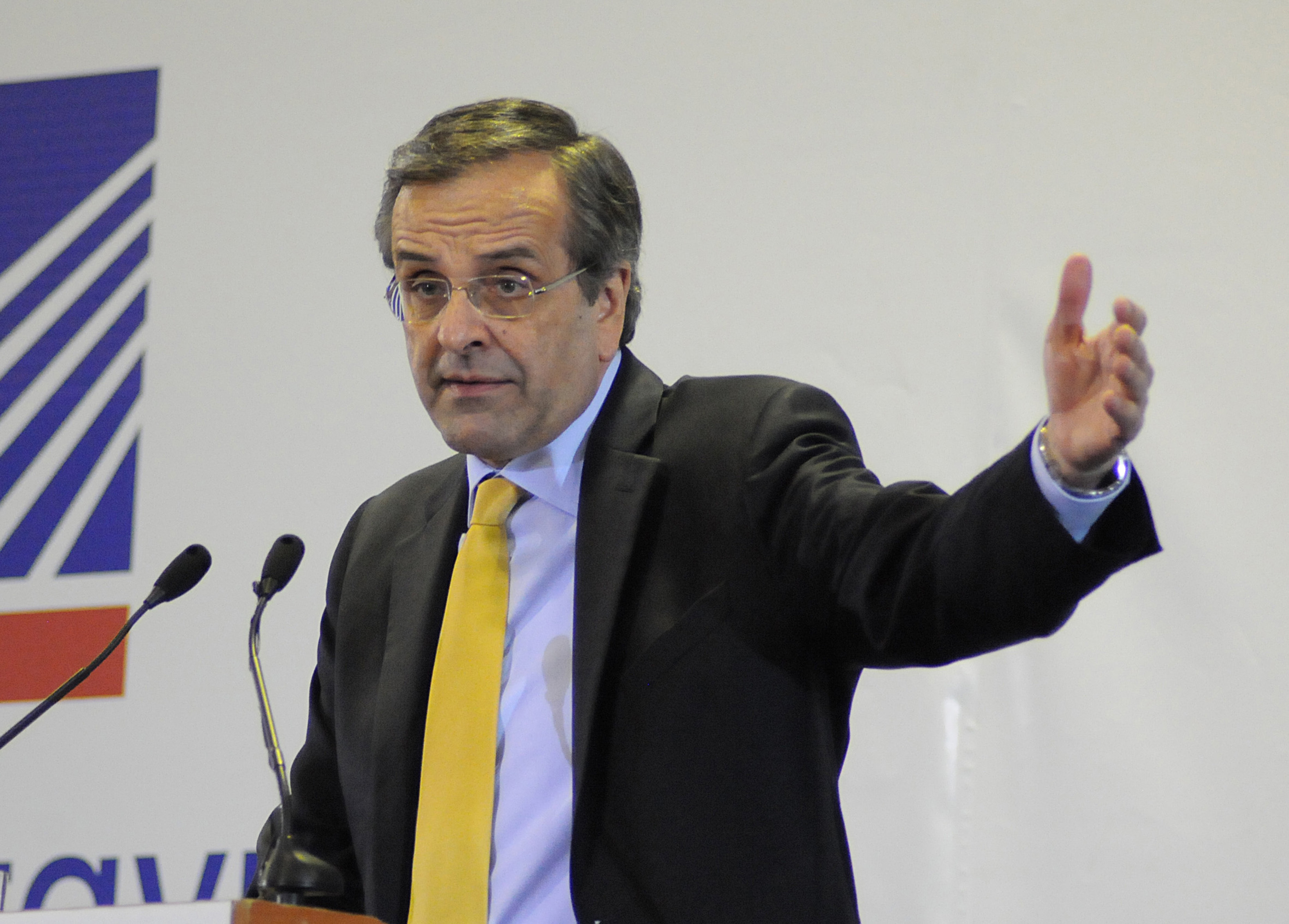 Σαμαράς:Ανώτατος φορολογικός συντελεστής 33% – ΦΠΑ 12% για όλους