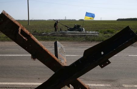 ΝΑΤΟ: Ενδείξεις για πιθανή απόσυρση των ρωσικών στρατευμάτων