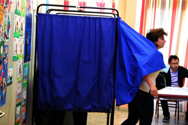 Μικροπροβλήματα σε εκλογικά τμήματα της Αχαΐας
