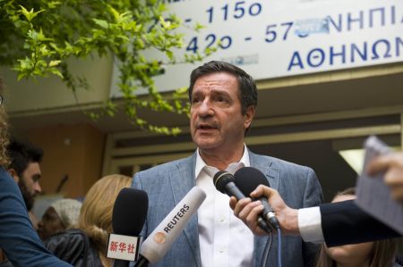 Καμίνης: Θα κόψουμε  το νήμα στον δεύτερο γύρο