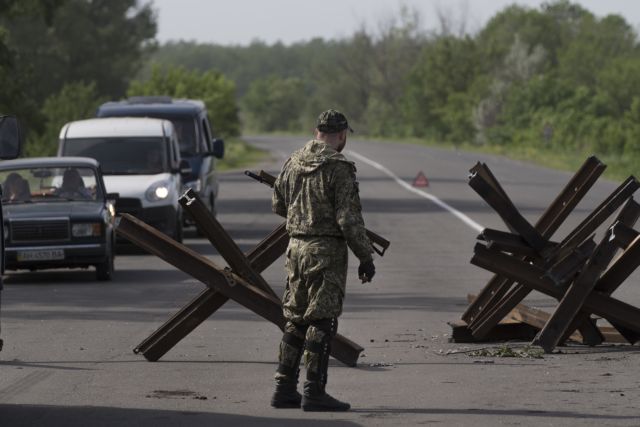 Αποσύρει ρωσικές δυνάμεις από τα ουκρανικά σύνορα ο Πούτιν