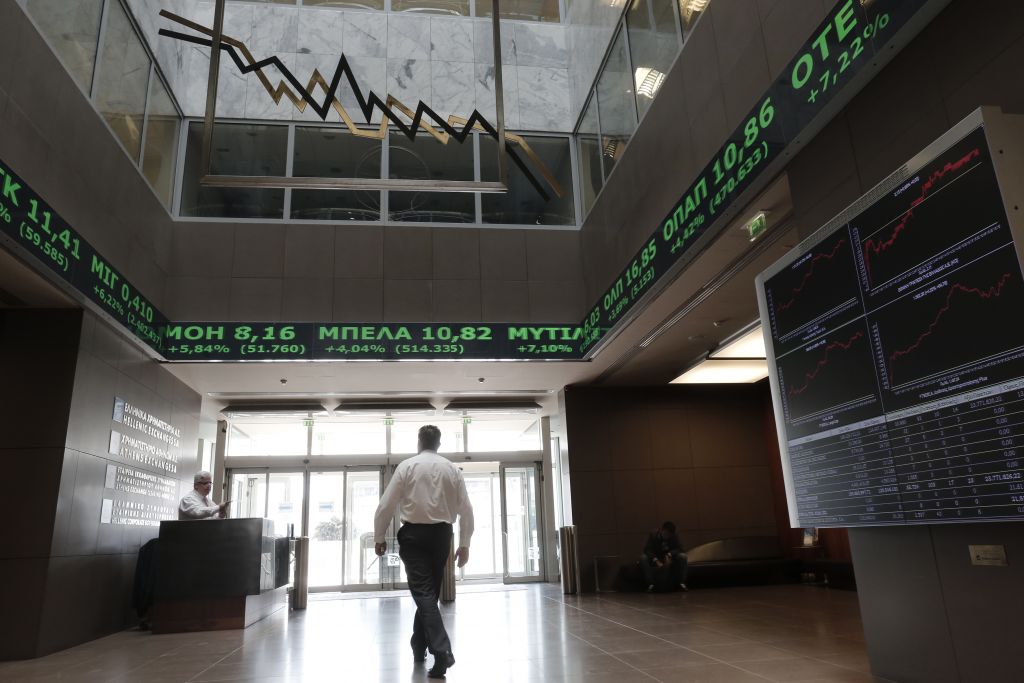 Deutsche Welle: Αδικαιολόγητες οι συνεχείς υποβαθμίσεις της Ελλάδας