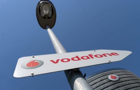 Μειώθηκαν τα έσοδα της Vodafone στην Ελλάδα