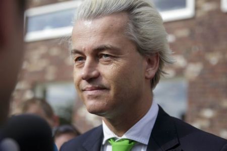 Τρίτος στα exit poll ο ηγέτης της ολλανδικής ακροδεξιάς Βίλντερς