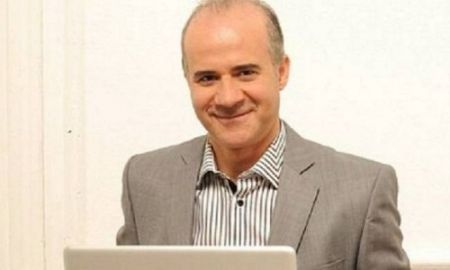 Ανανέωσε τη συνεργασία του με το Ε TV ο Γ. Μητσικώστας