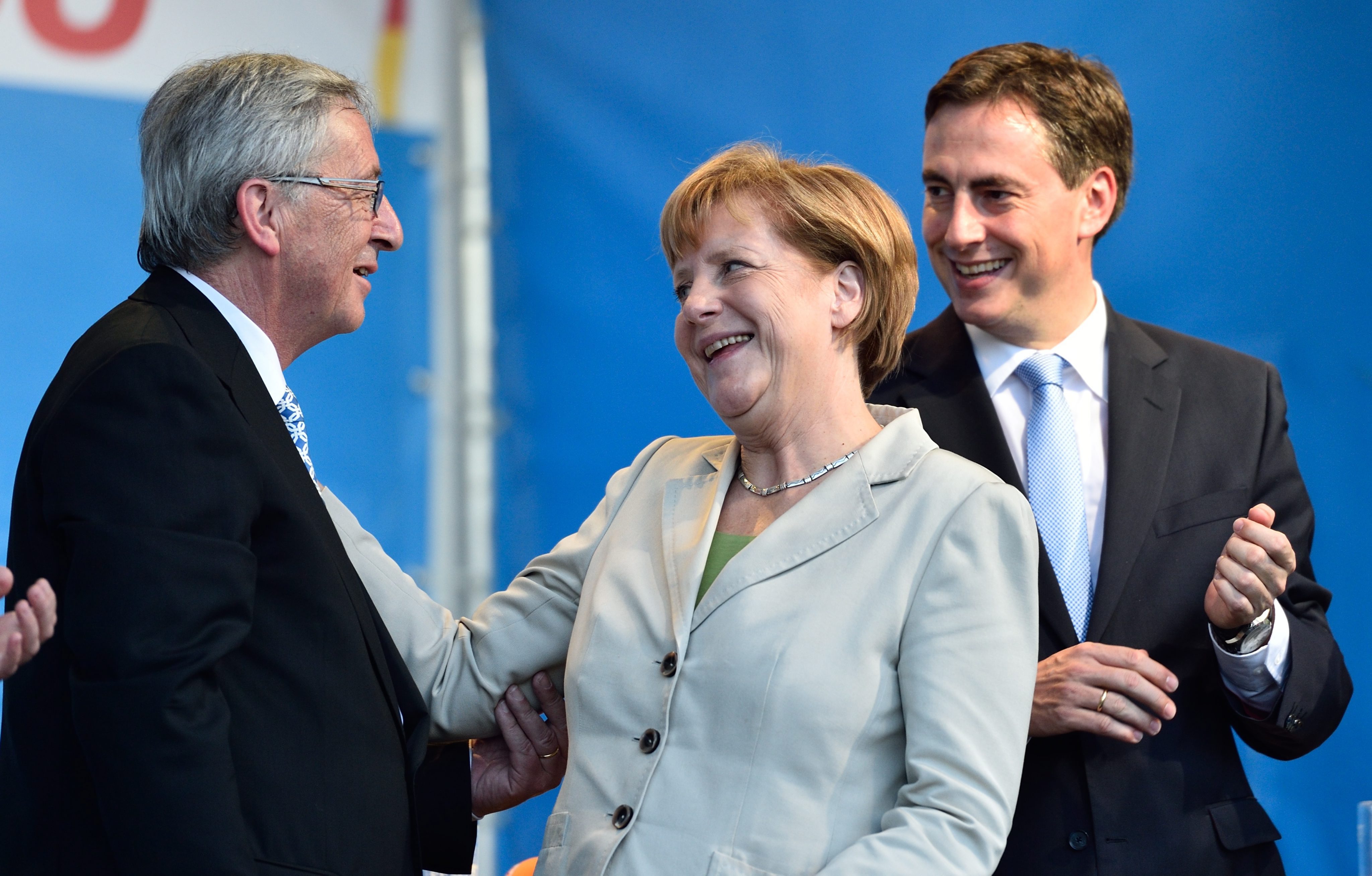 Την στήριξή της στον Γιούνκερ για την προεδρία της ΕΕ επανέλαβε η Μέρκελ