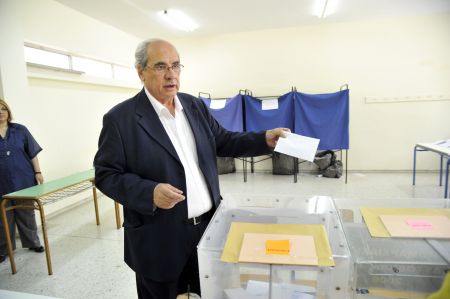 Βασ. Μιχαλολιάκος: Ευχήθηκε «καλή επιτυχία» στον Μώραλη