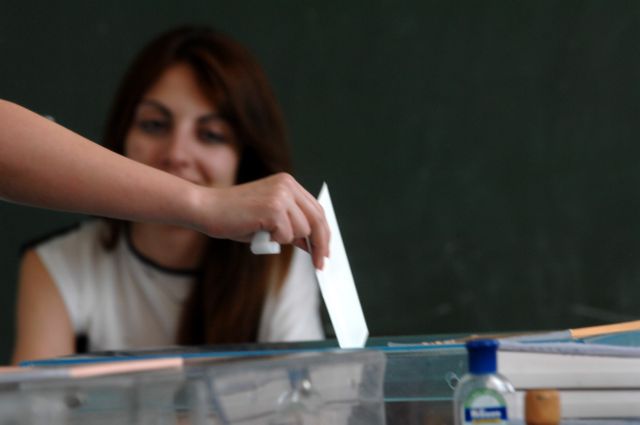 Δημοψήφισμα: «Γρίφος» ο χρόνος μηνυμάτων για το «ναι» και το «όχι» | tovima.gr