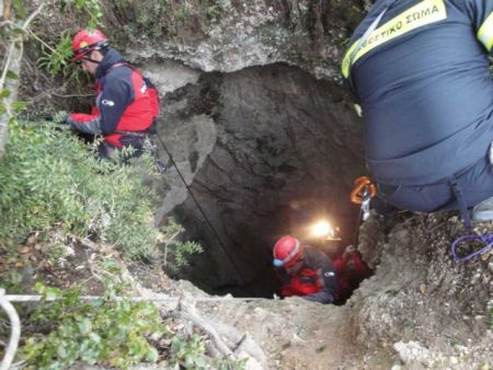 Πενηντάχρονος ανασύρθηκε νεκρός από πηγάδι στη Δροσιά
