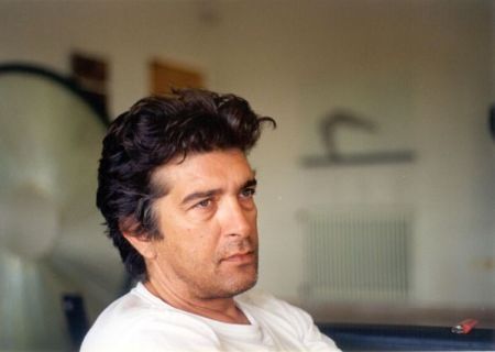 Διπλά εγκαίνια για τον Κώστα Βαρώτσο στον Πόρο